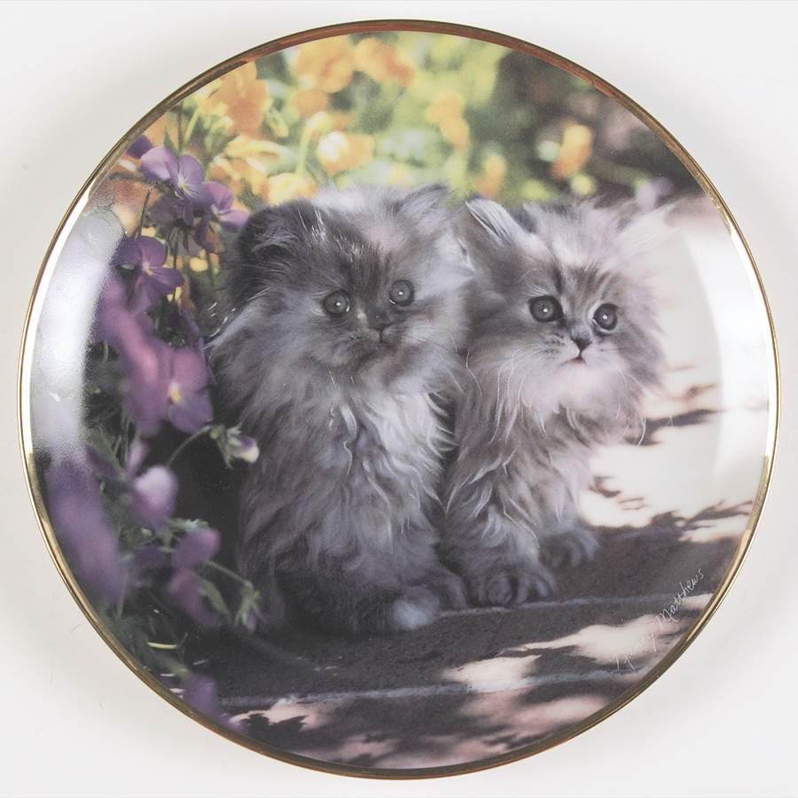 Nancy Matthews Cats Sitting Pretty - No Box by Franklin Mint-1