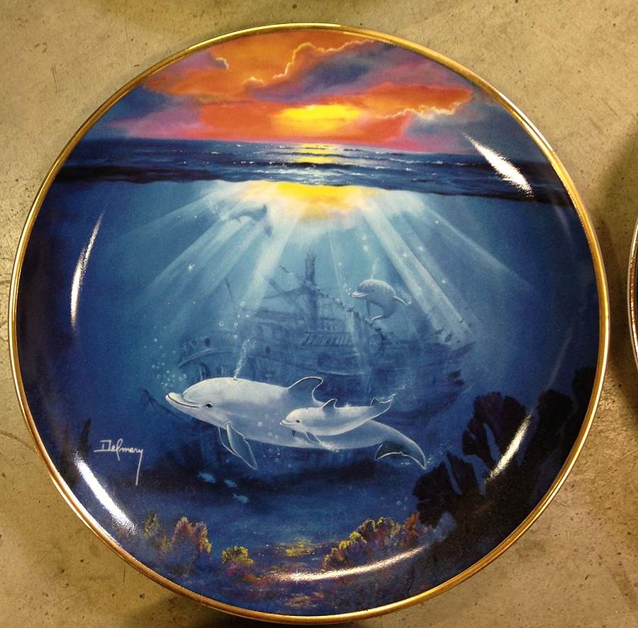 Dolphin Series Treasure Of The Dolphin - No Box by Franklin Mint-1