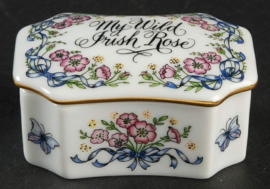 Worlds Most Romantic Love Songs My Wild Irish Rose - No Box by Franklin Mint-1