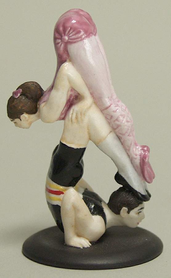 Porcelain Circus Balancing Ballerinas - Boxed by Franklin Mint-1
