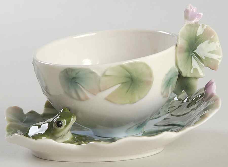 Amphibia Collection Cup & Saucer W/ Spoon - With Box by Franz Collection-1