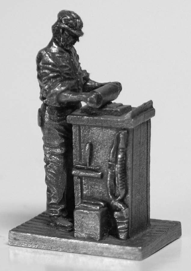 People of the American West Newspaperman - No Box by Franklin Mint-1