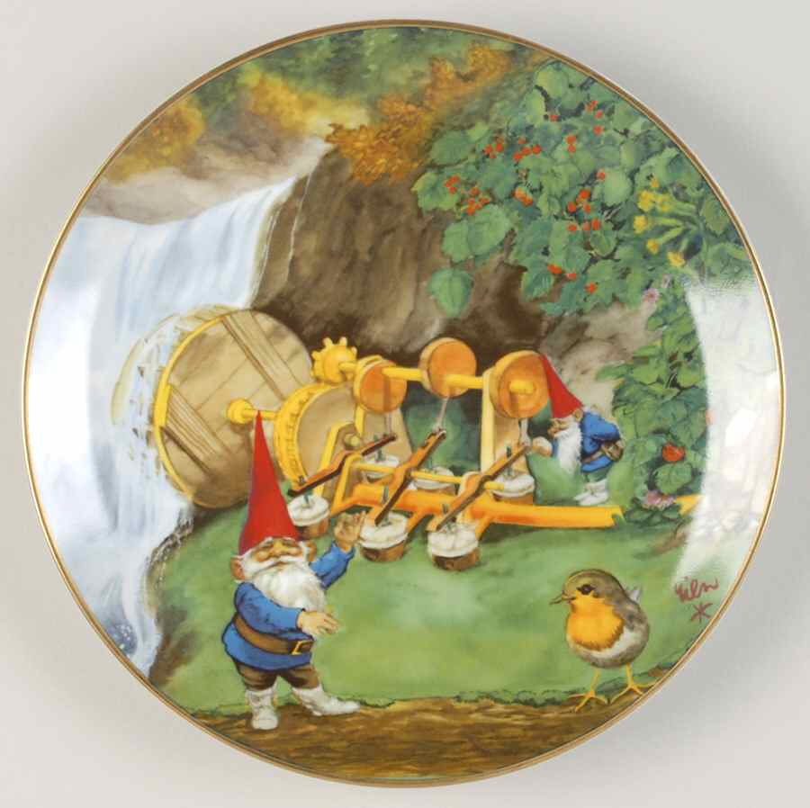 Secrets of the Gnomes Rommelpos & Air Compressors - No Box by Fairmont Collectible-1