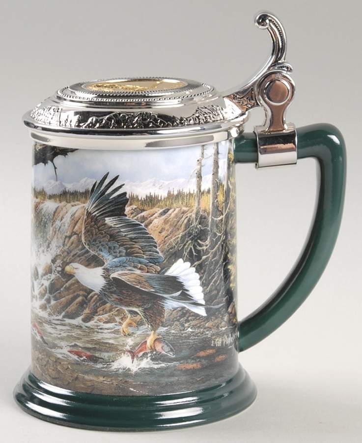 Alaska Chilkat Bald Eagle The Challenge Of The Hunt - No Box by Franklin Mint-1
