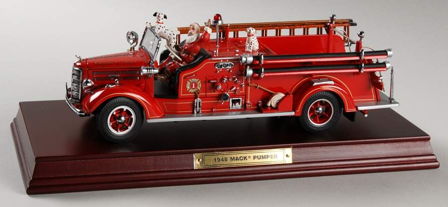 Precision Models-Fire Vehicles 1948 Mack Pumper Christmas Edition - No Box by Franklin Mint-1
