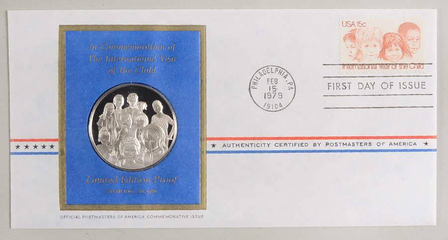 Postmasters of America International Year Of Child - No Box by Franklin Mint-1