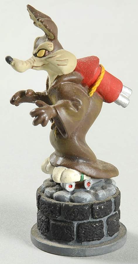 Looney Tunes Wile E Coyote-Bishop - Bishop 2-Black Chess Piece by Franklin Mint-1