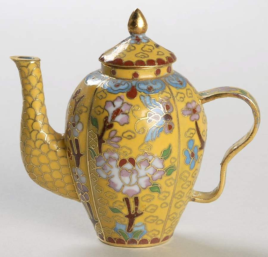 Jewels of the Ming Dynasty Yellow Teapot - No Box by Franklin Mint-1