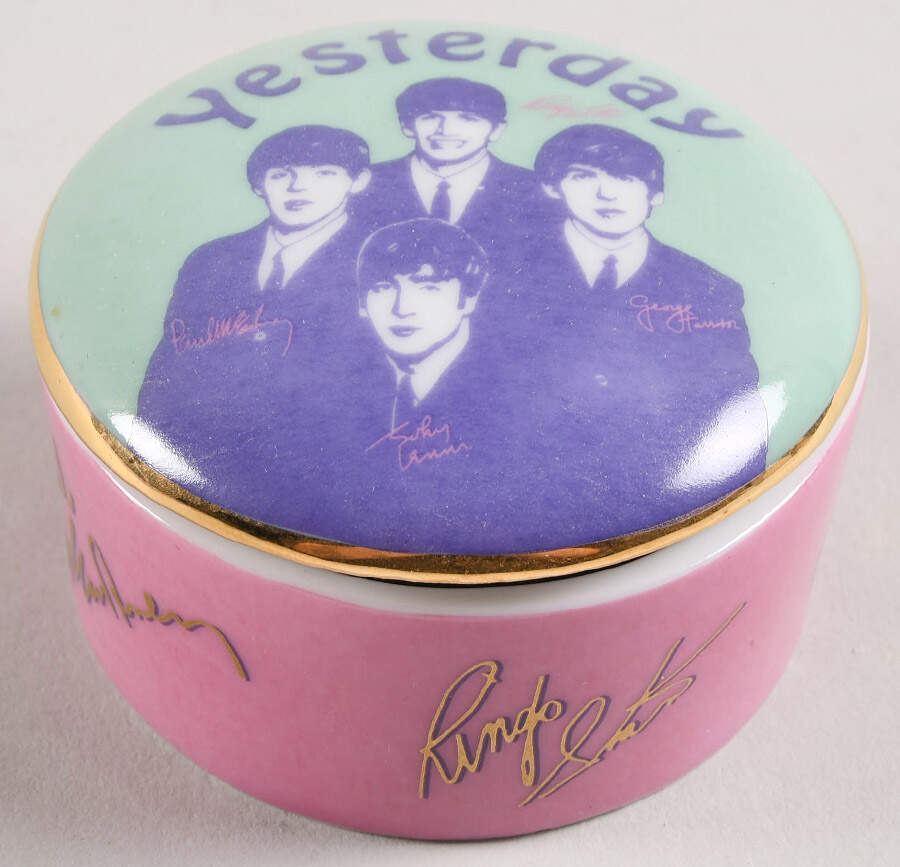 The Best of the Beatles Yesterday - No Box by Franklin Mint-1