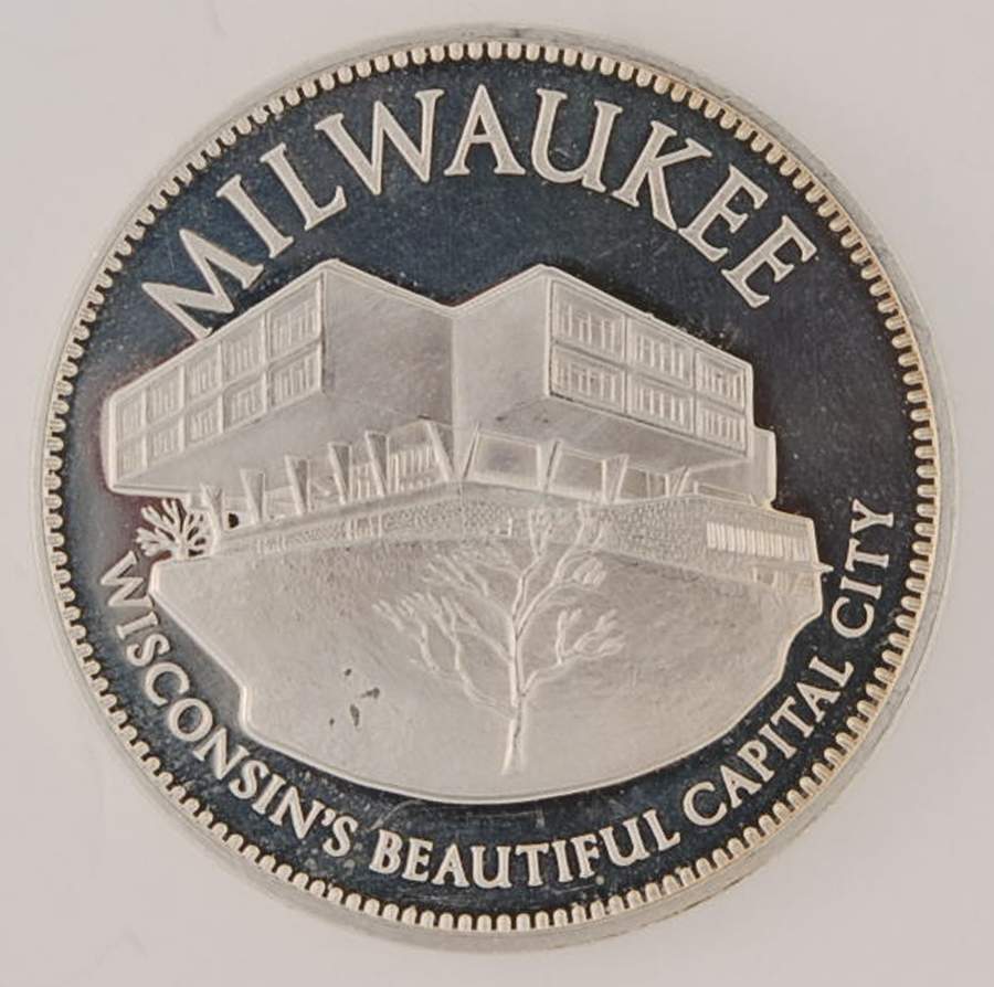 US Conference of Mayors Medals Milwaukee Wisconsin - No Box by Franklin Mint-1