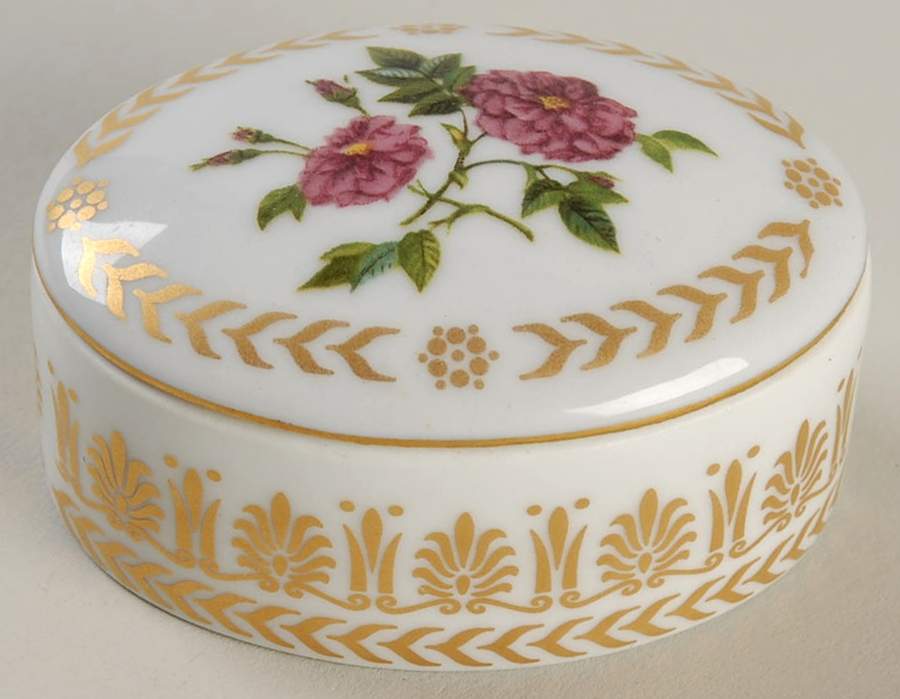 Empress Josephines Rose Garden Empress Josephine - No Box by Franklin Mint-1