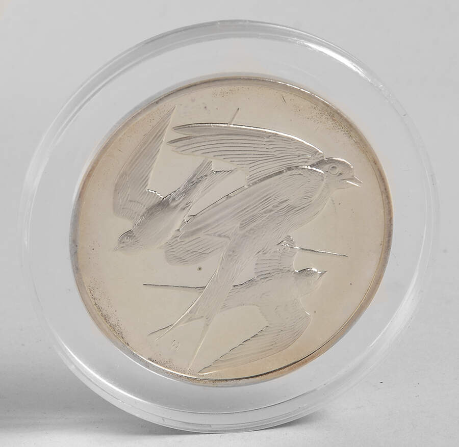 Roberts Birds Swallows - No Box by Franklin Mint-1
