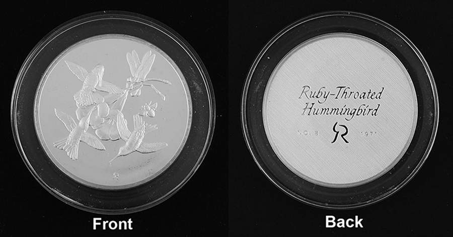 Roberts Birds Ruby-Throated Hummingbird - No Box by Franklin Mint-1