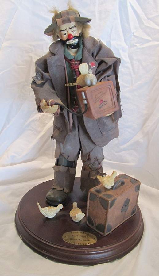 Emmett Kelly Jr Real Rags Watch The Birdie - Boxed by Flambro-1