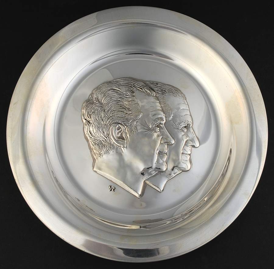 Inaugural Plate Richard Nixon - No Box by Franklin Mint-1