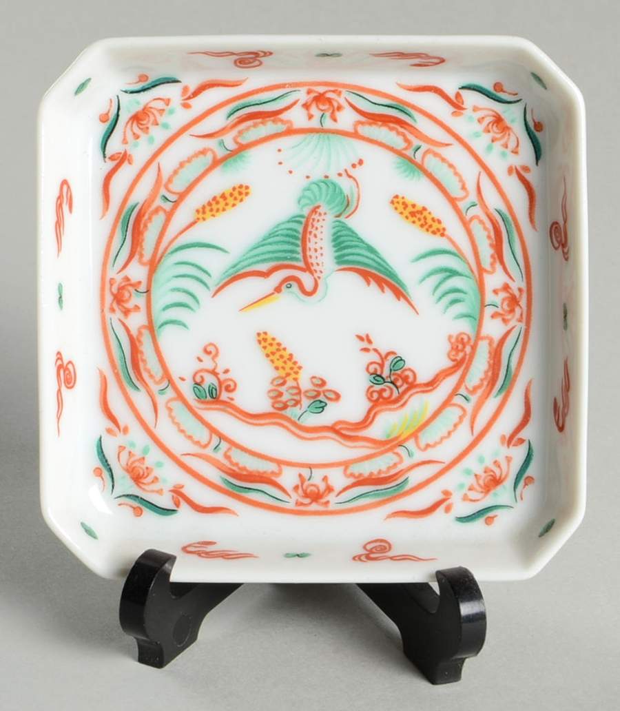 Treasures of the Imperial Courts Kyoyaki-Fu Gosu Akae - No Box by Franklin Mint-1