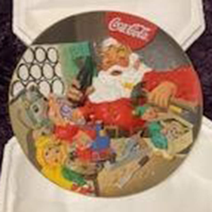 Coca Cola Christmas Santa's Coca-Cola Workshop - No Box by Franklin Mint-1