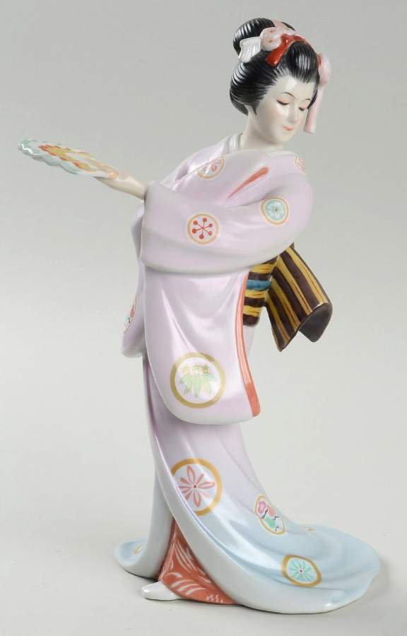 Maiko Figurines By Tokutaro Tamai Maiden Of The Fluttering Fan - No Box by Franklin Mint-1