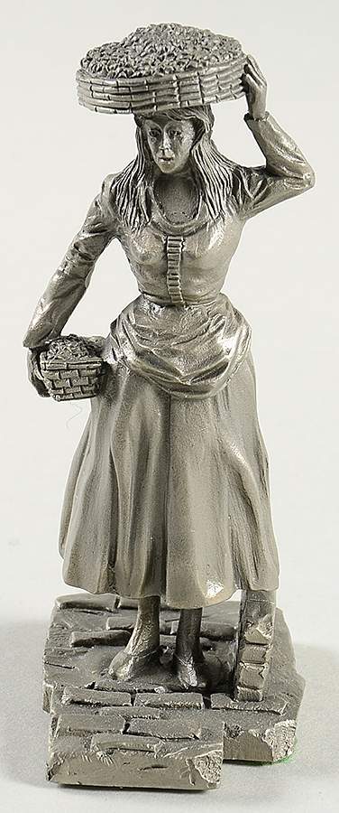 Colonial Peddlers Strawberry Girl - No Box by Franklin Mint-1