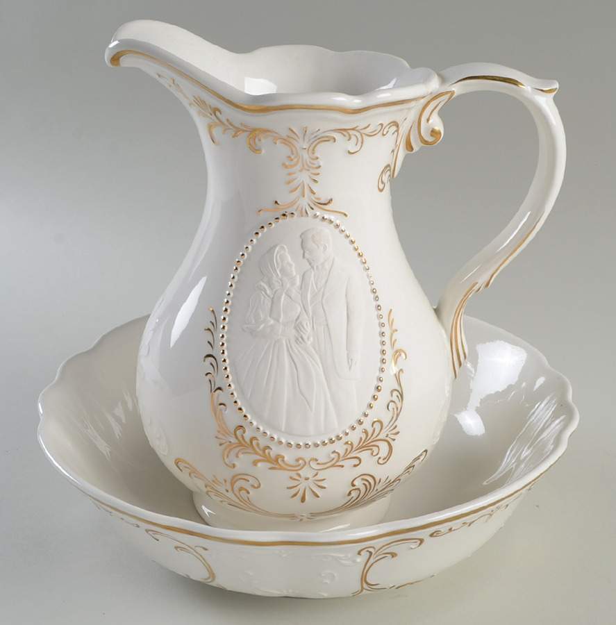 Gone With The Wind Giftware Pitcher And Bowl - Boxed by Franklin Mint-1