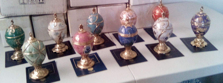 Flowers of Faberge Romeo & Juliet-Cornflower - No Box by Franklin Mint-1