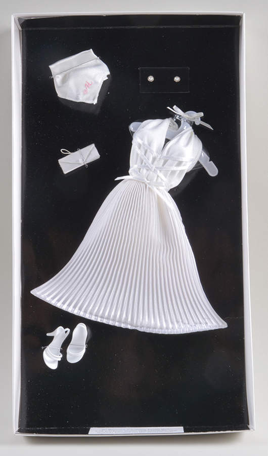 Marilyn Monroe Doll Legendary White Dress-Seven Year Itch - Boxed by Franklin Mint-1