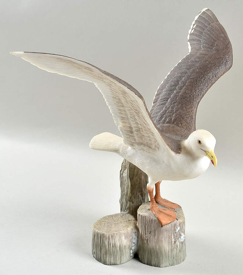 Scott Woolever Birds The Great Black-Backed Gull - No Box by Franklin Mint-1