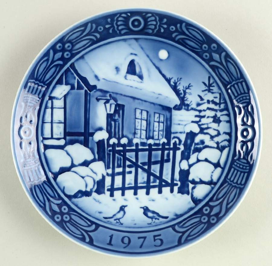 Christmas Plate Winter Scene - Boxed by Georg Jensen (Denmark)-1