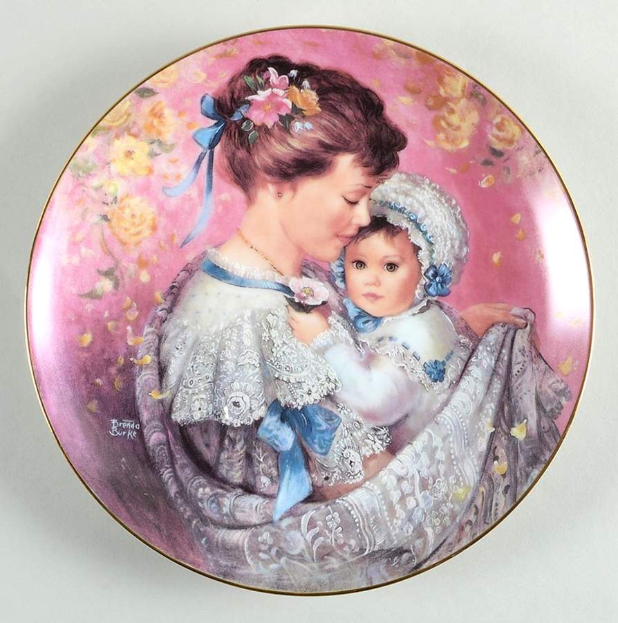 Bonds of Love Cherished Moment - Boxed by WS George-1