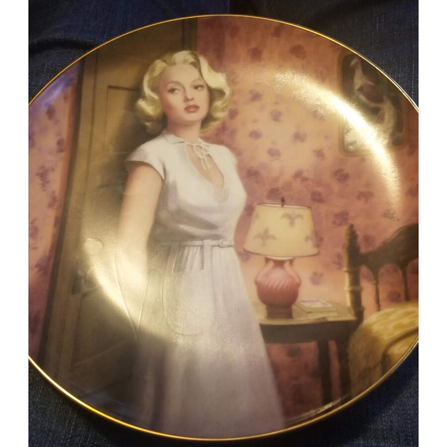 Hollywood Glamour Girls Lana Turner-The Postman Rings Twice - Boxed by WS George-1