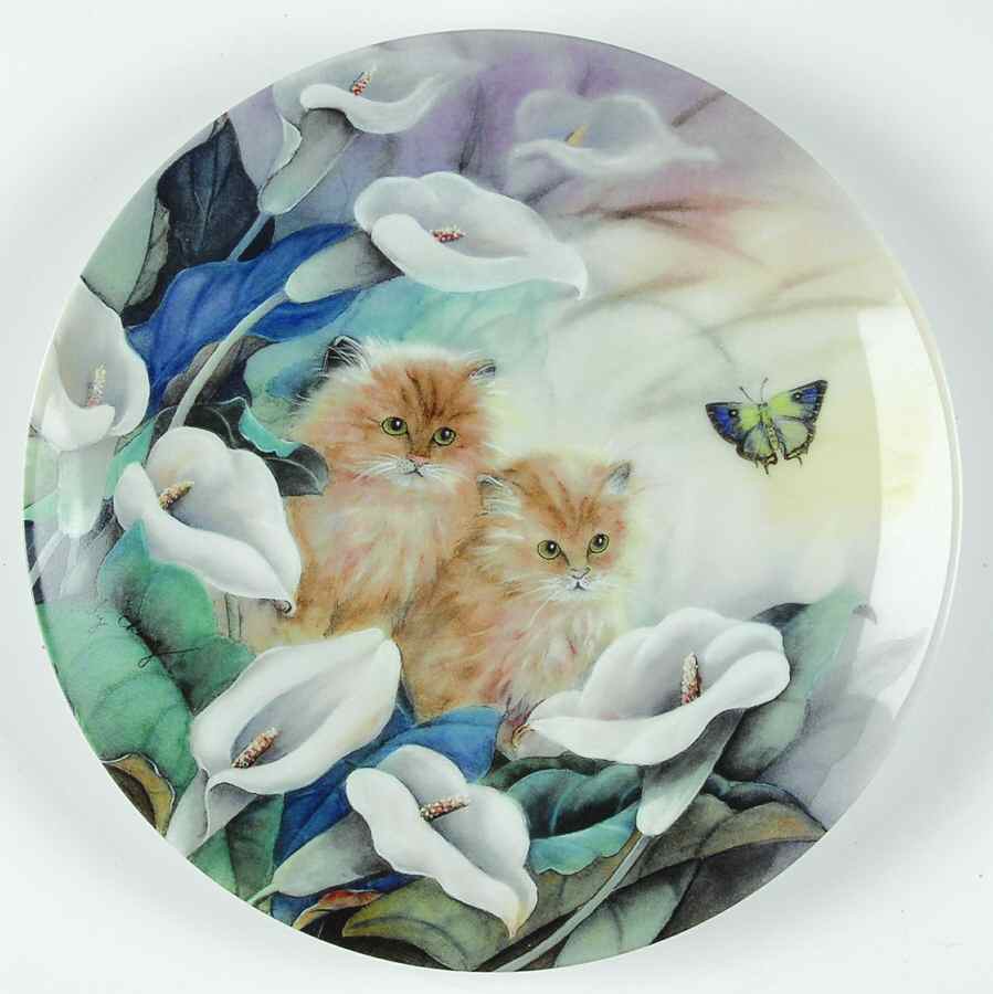 Petal Pals Alluring Lilies - No Box by WS George-1