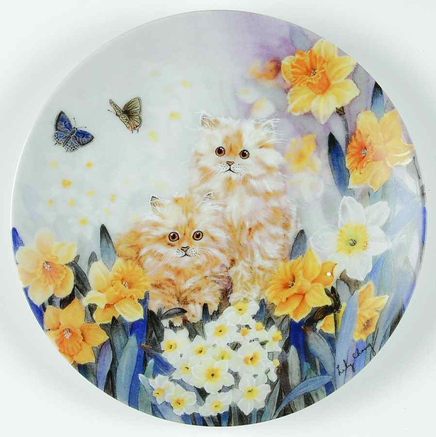 Petal Pals Dancing Daffodils - No Box by WS George-1