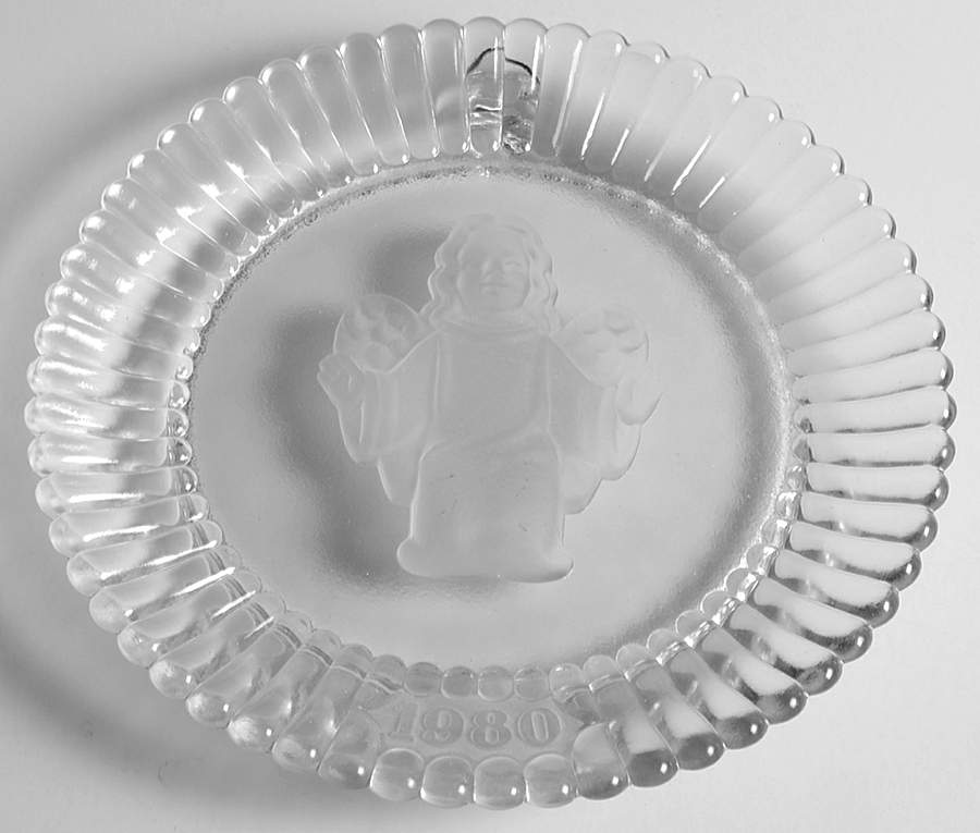 Annual Crystal Plate Praying Angel - Boxed by Goebel-1