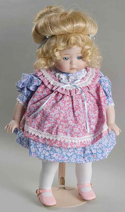 Victoria Ashlea Originals Bettina-Musical - Boxed by Goebel-1