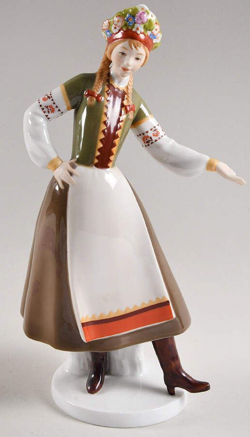 Beauty Around The World Natascha-Russian - Boxed by Goebel-1