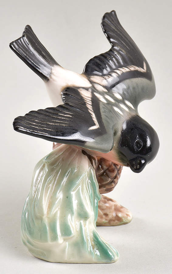 Bird Figurines Bullfinch - Boxed by Goebel-1