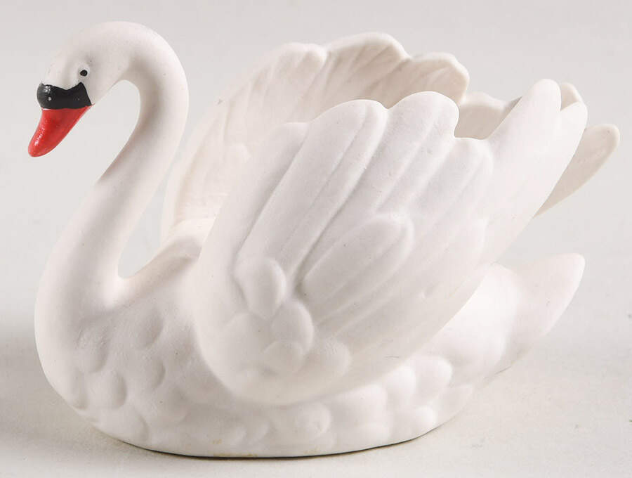 Bird Figurines Swan-Red Beak/Matte - No Box by Goebel-1