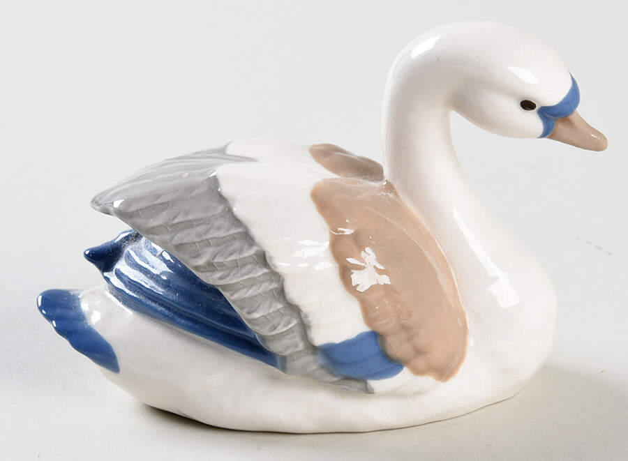 Bird Figurines Swan - No Box by Goebel-1