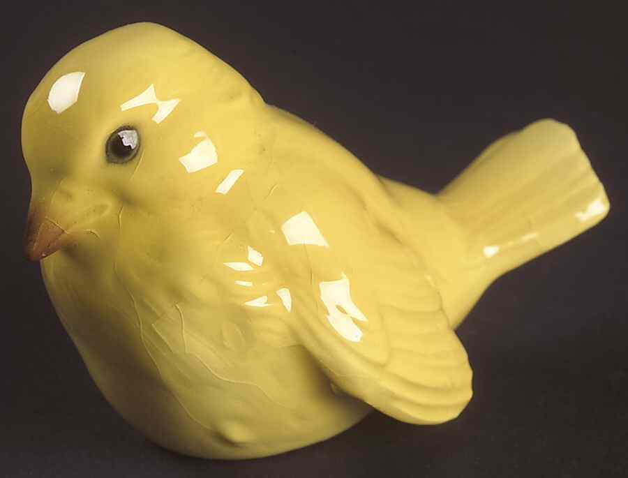 Bird Figurines Sparrow-Yellow - No Box by Goebel-1