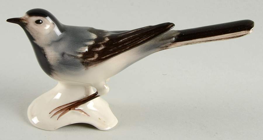 Bird Figurines Black Breasted Bird - No Box by Goebel-1