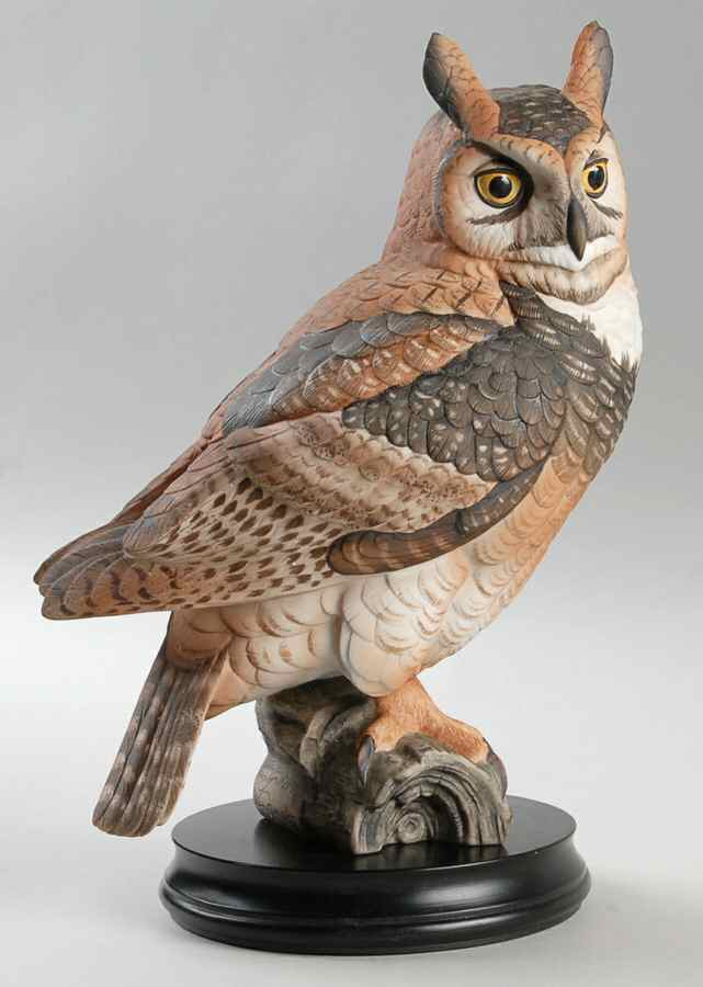 Bird Figurines Great Horned Owl-Color-With Base - No Box by Goebel-1