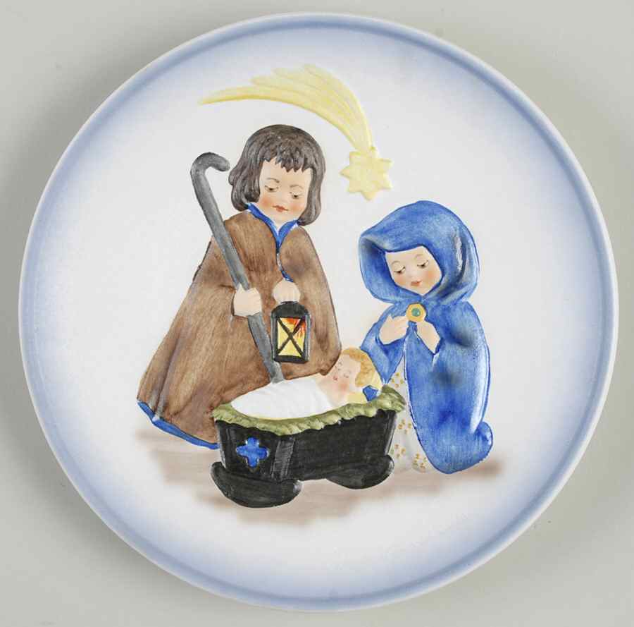 Janet Robson Christmas Plate The Holy Family - No Box by Goebel-1