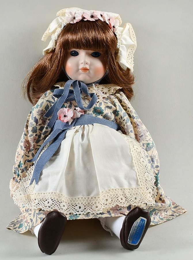 Gorham Dolls Danielle-Musical-You Are My Sunshine - Boxed by Gorham-1