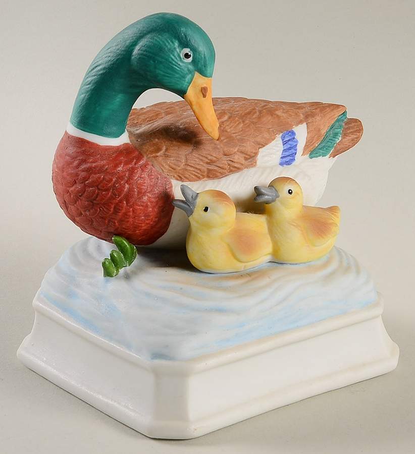 Gallery Birds Mallard W/2 Babies-Musical - Boxed by Gorham-1