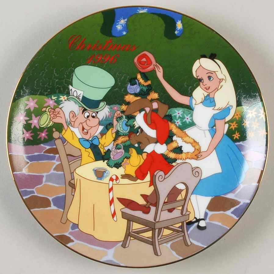 Disney Christmas In Wonderland - No Box by Grolier-1