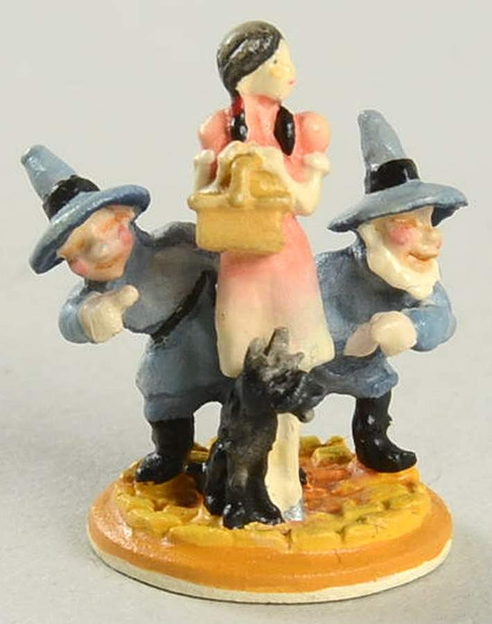 Wizard of Oz-Miniature The Munchkins - Boxed by Goebel-1