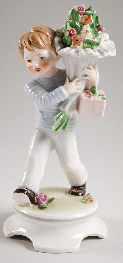 Blumenkinder First Date - Boxed by Goebel-1