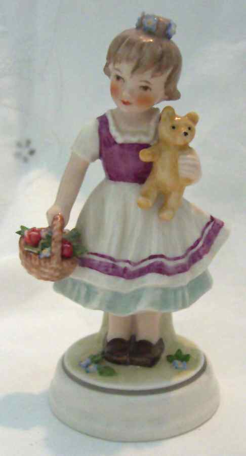 Blumenkinder First Love - Boxed by Goebel-1