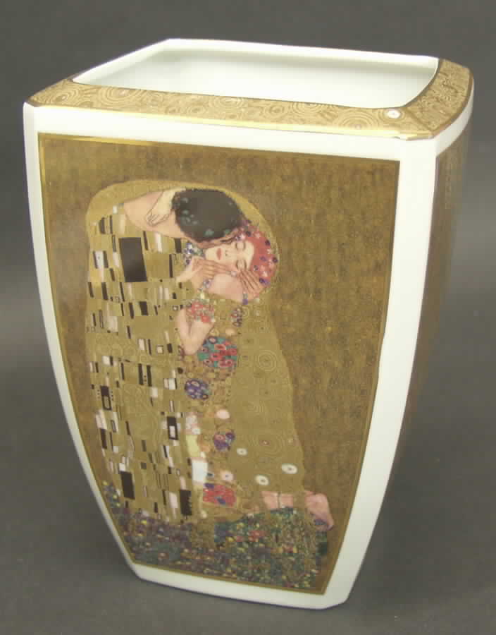 Artis Orbis-Klimt The Kiss-Vase - Boxed by Goebel-1