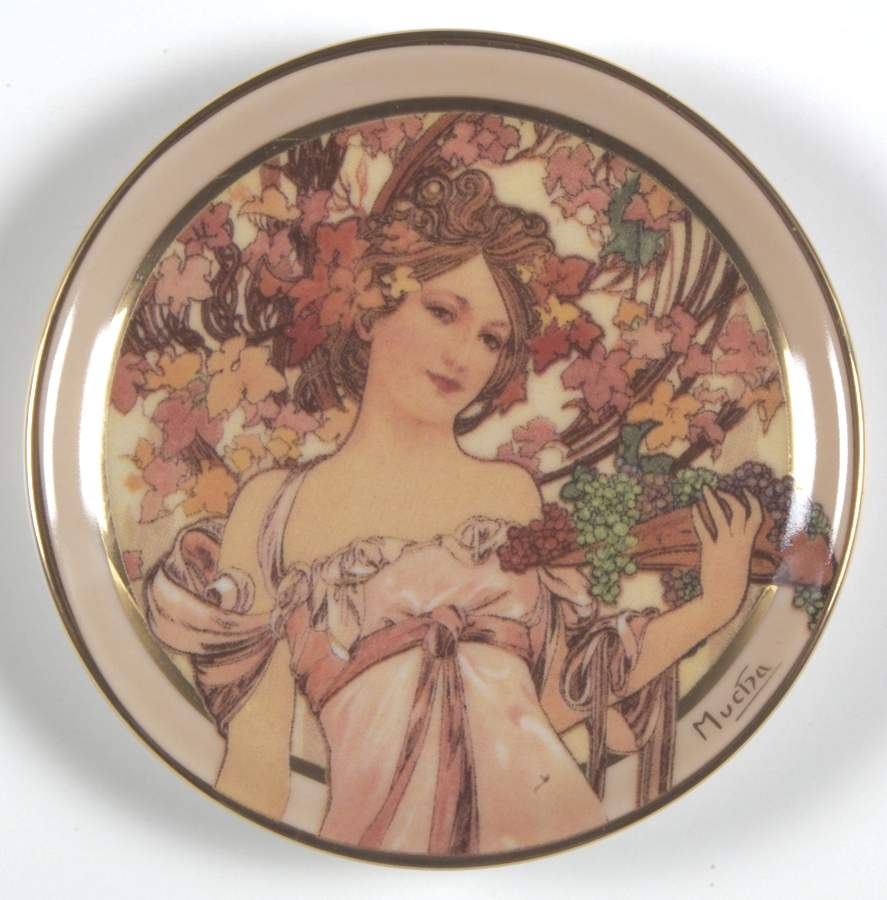 Artis Orbis- Alphonse Mucha White Star Mini Plate - Boxed by Goebel-1